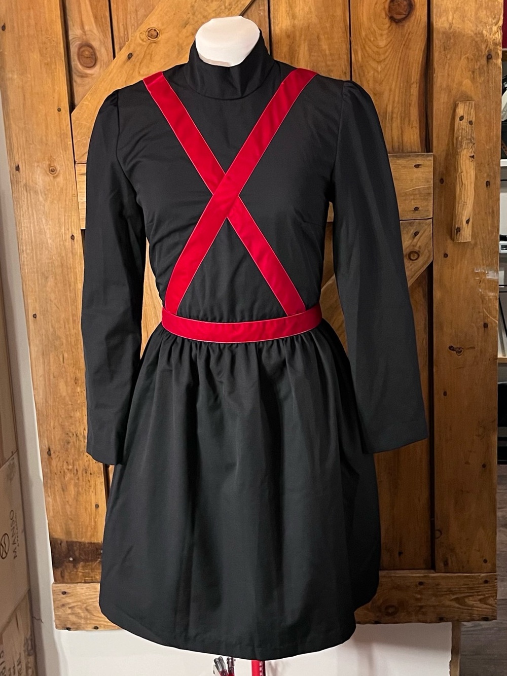 L’École des Femmes Black Red Velvet X Strap Dress Size 8